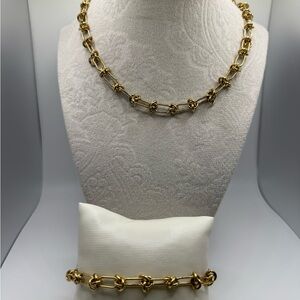 Elegant Gold Chain Necklace and Bracelet Set
